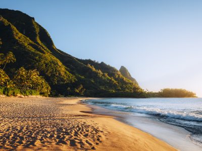 Idyllic sunset view on Kauai Beaches and Mountains - Viking Travel