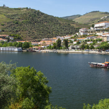 Pinhaõ between the vineyards at the Douro river - Viking Travel